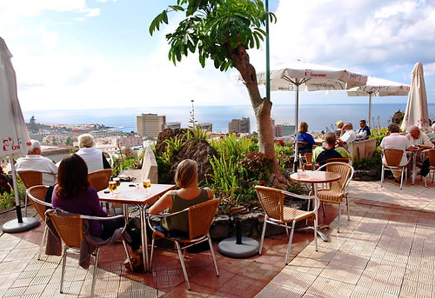 Confirmed: reduction of group sizes at tables and in bars and restaurants