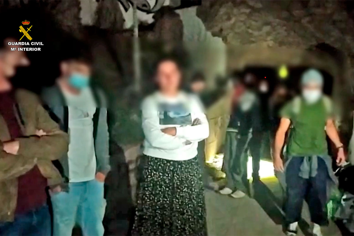 VIDEO: Police stop illegal party with more than 50 people in Fuerteventura