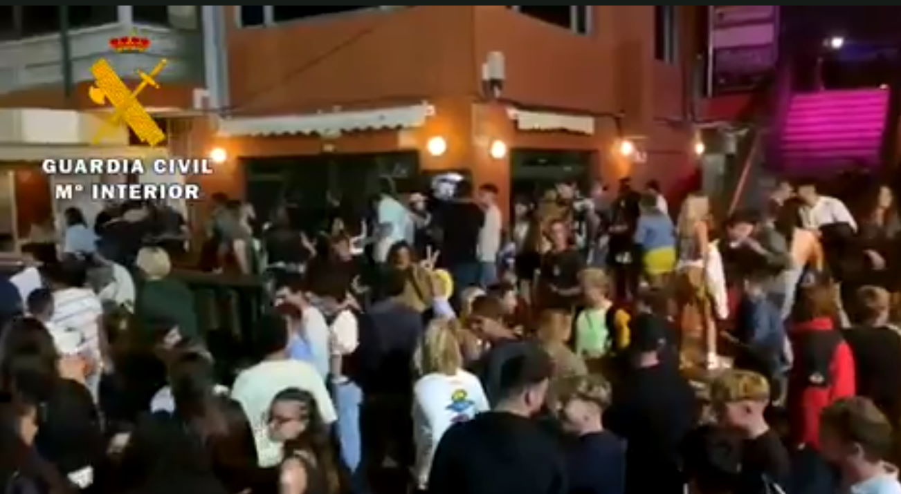 Police close Correlejo due to massive parties and venues exceeding capacity