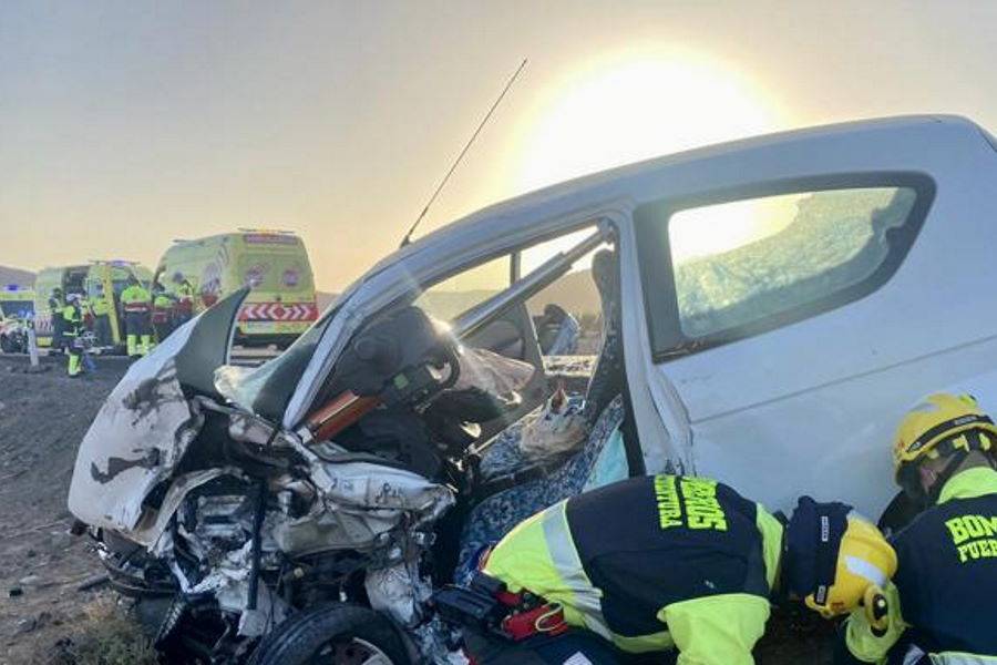 Woman killed in head on accident between two cars in Fuerteventura