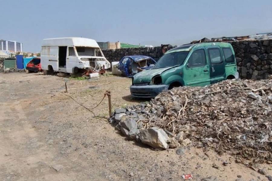 New images of Puertito de Adeje show the reality of the state of the coastal area
