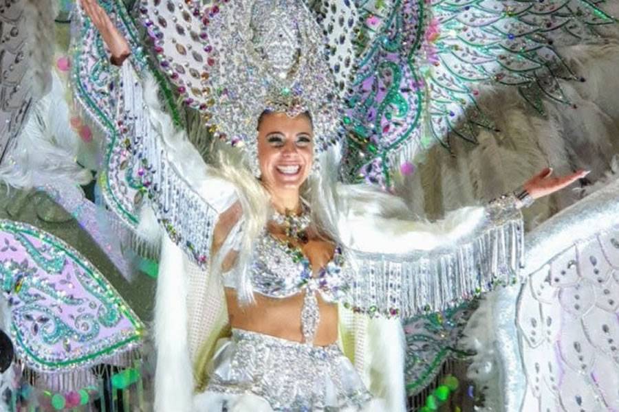 Carnival returns to the streets of Los Cristianos with a Japanese theme