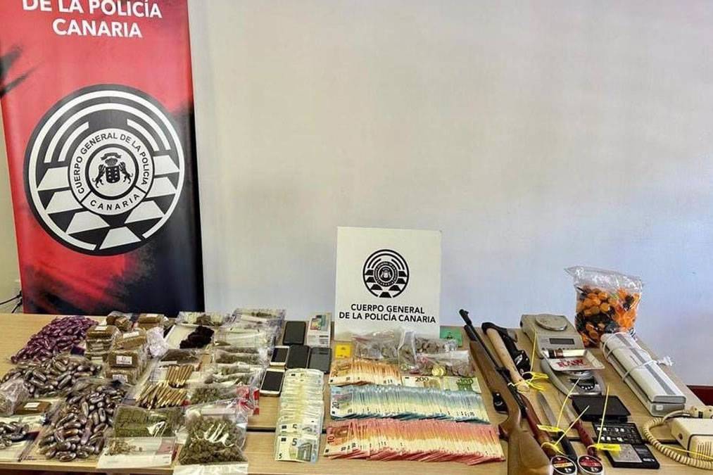 Three arrested with six kilos of hashish and 720 grams of marijuana in south Tenerife