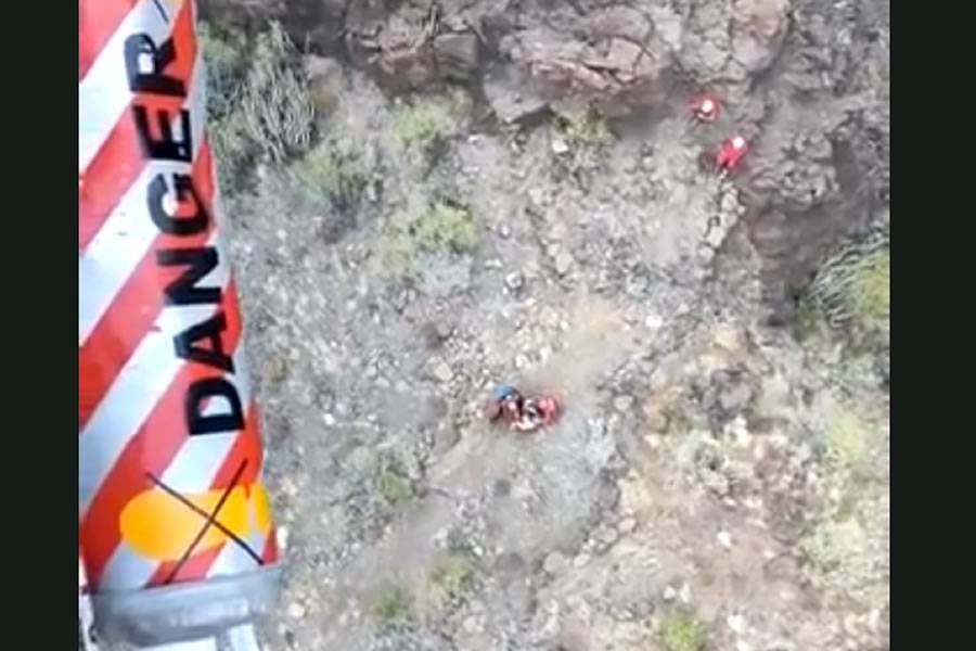Hiker airlifted to safety by GES helicopter in Masca
