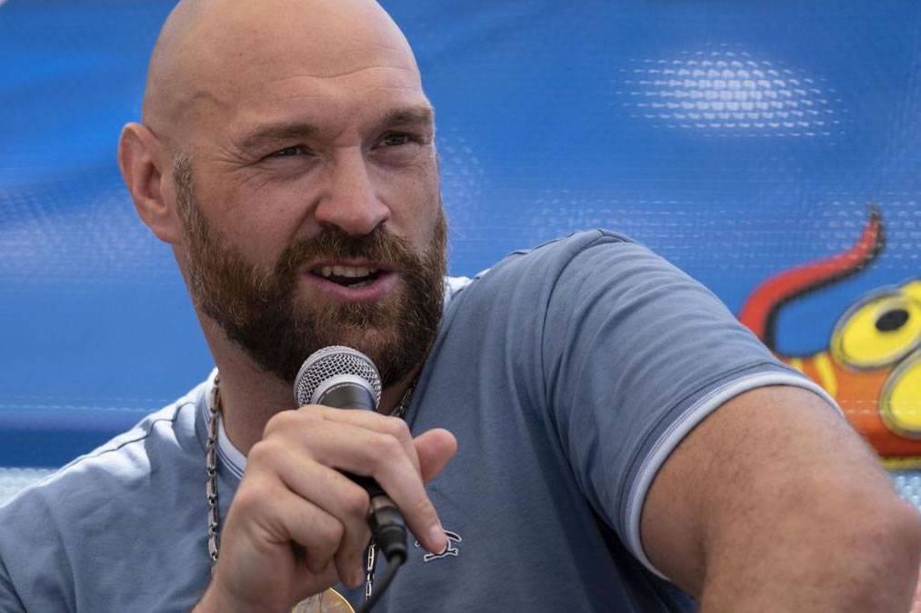Tyson Fury says he would love to fight at the Heliodoro stadium in Tenerife