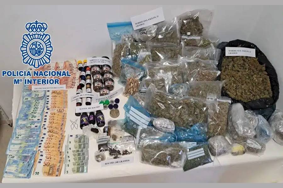 Two cannabis club managers arrested for selling drugs to tourists in Los Cristianos