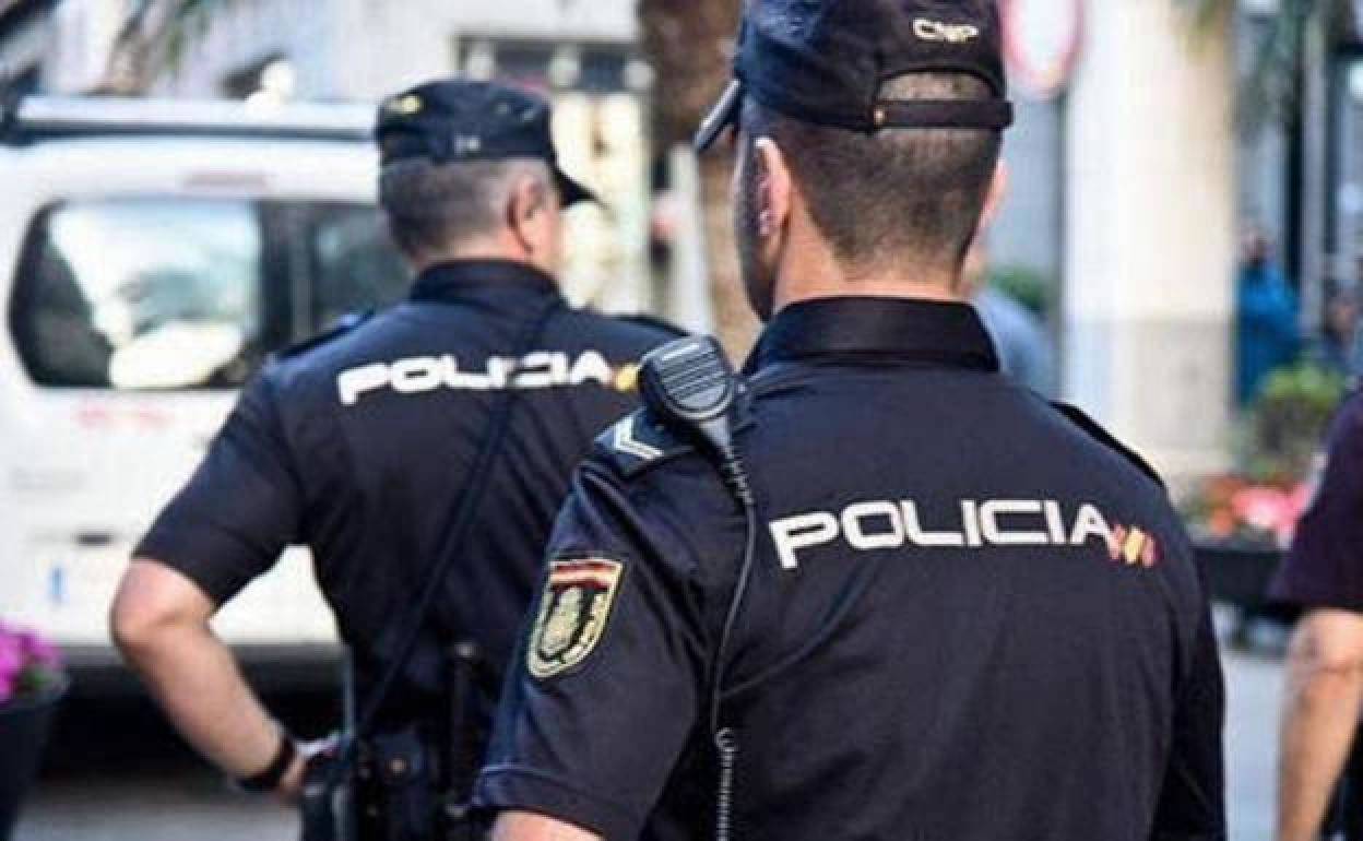 Police arrest 21 people accused of scamming elderly British tourists