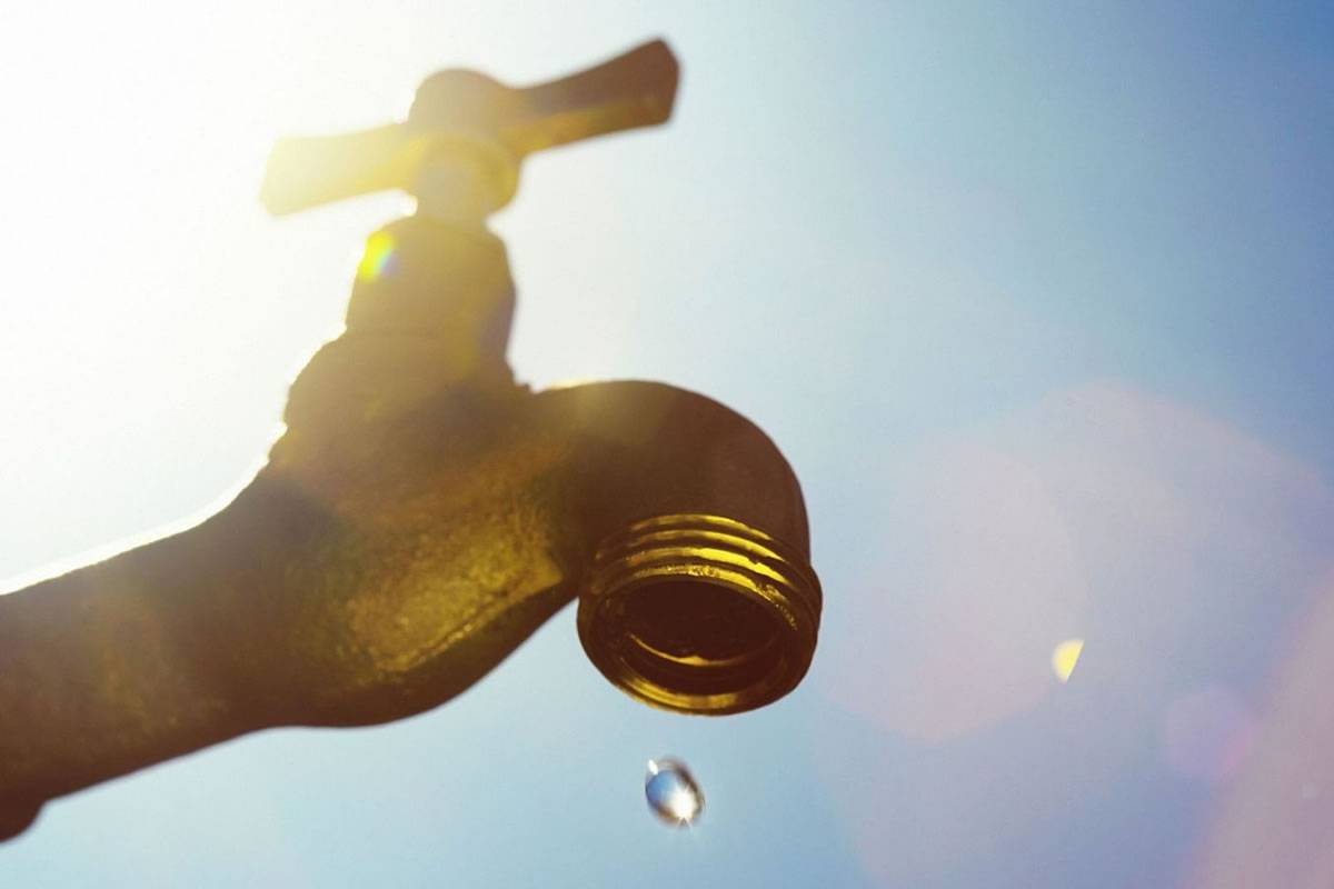 Water restrictions begin in Tenerife including NO showers on the beach
