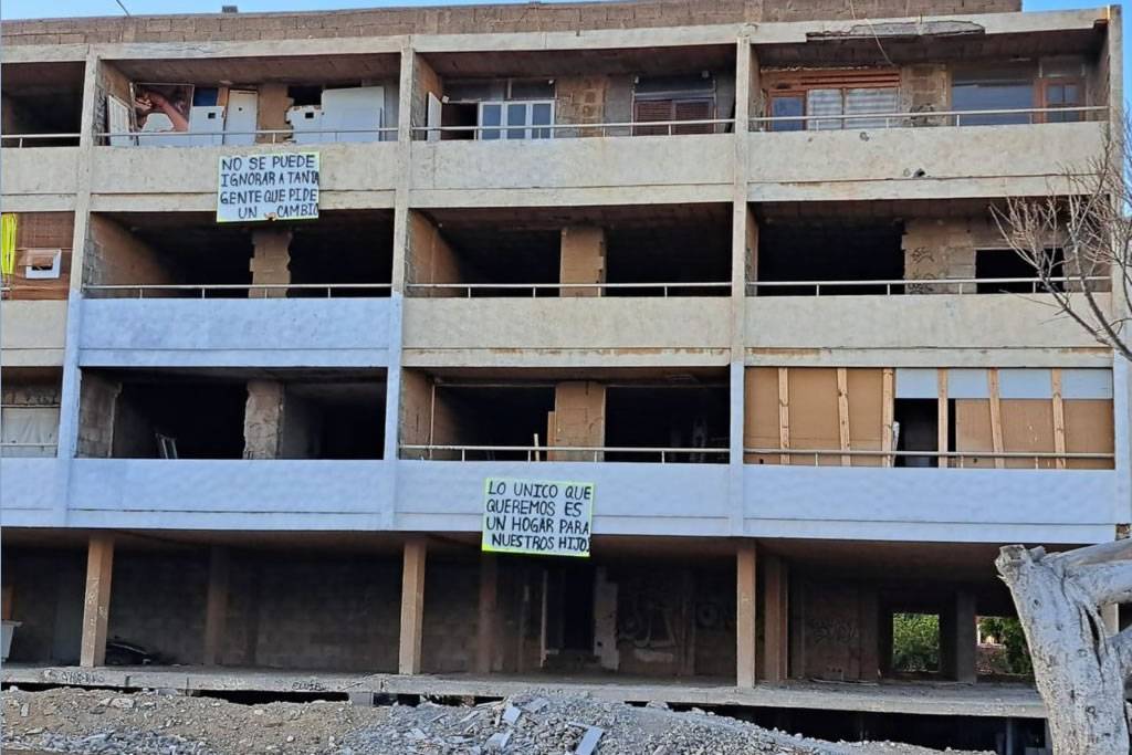 Mass eviction in the south of Tenerife will leave 200 people homeless on Tuesday