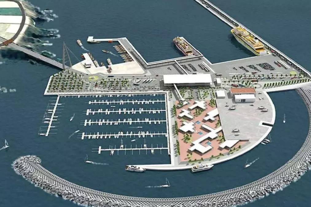 Politicians want the government to ‘wake up’ and start building the Fonsalia port in Tenerife