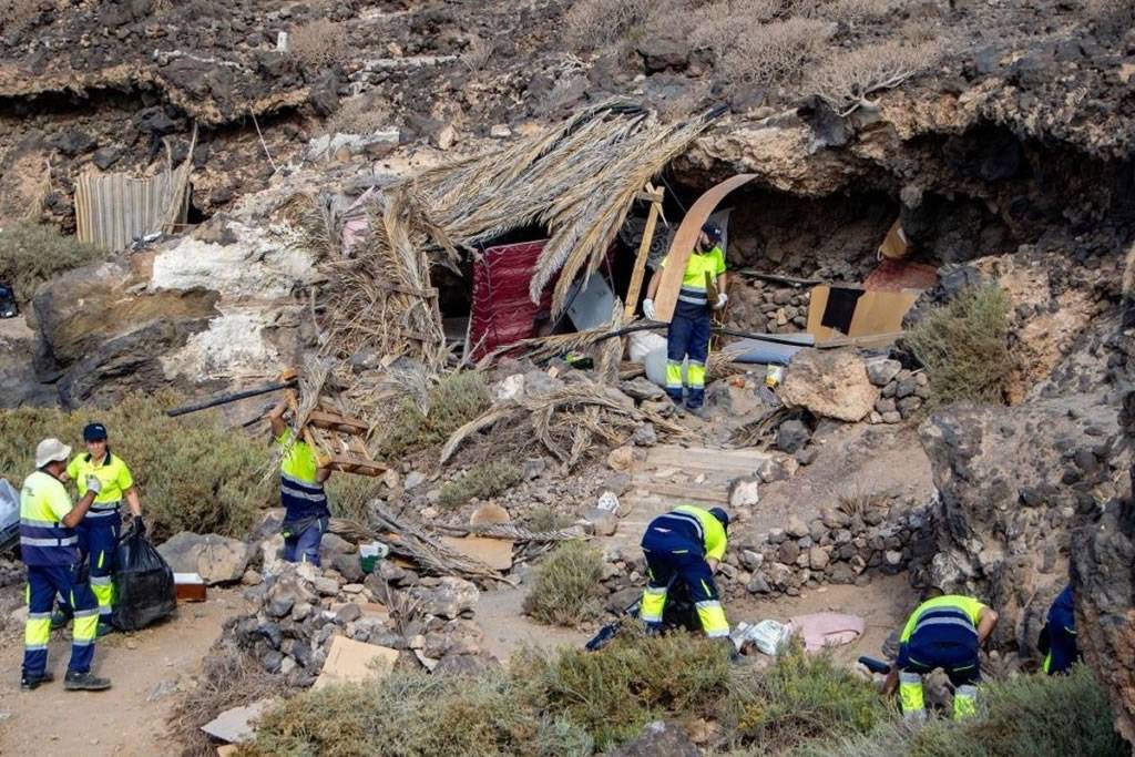 100 people evicted from shacks and caves on the Tenerife south coast