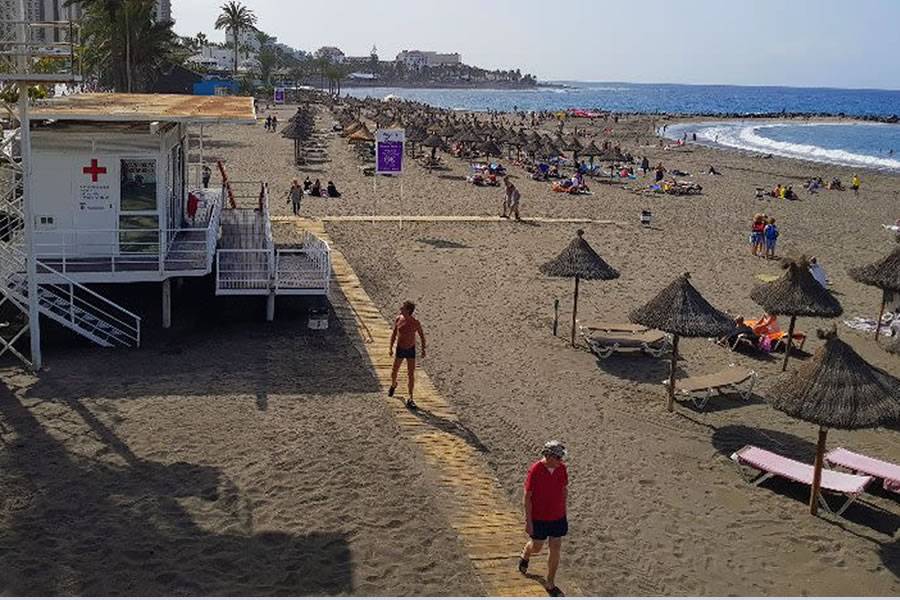 25-year-old tourist dies on a beach in Costa Adeje