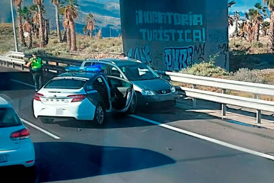 Kamikaze driver causes panic on the TF-1 motorway in Tenerife