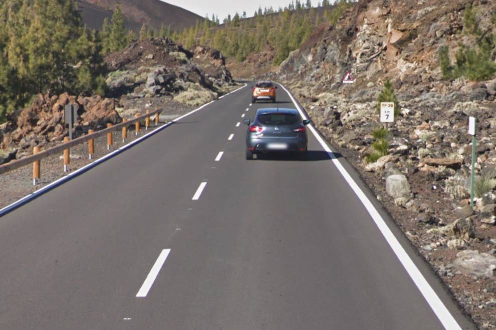 Cyclist injured after being knocked off his bike in Teide National Park