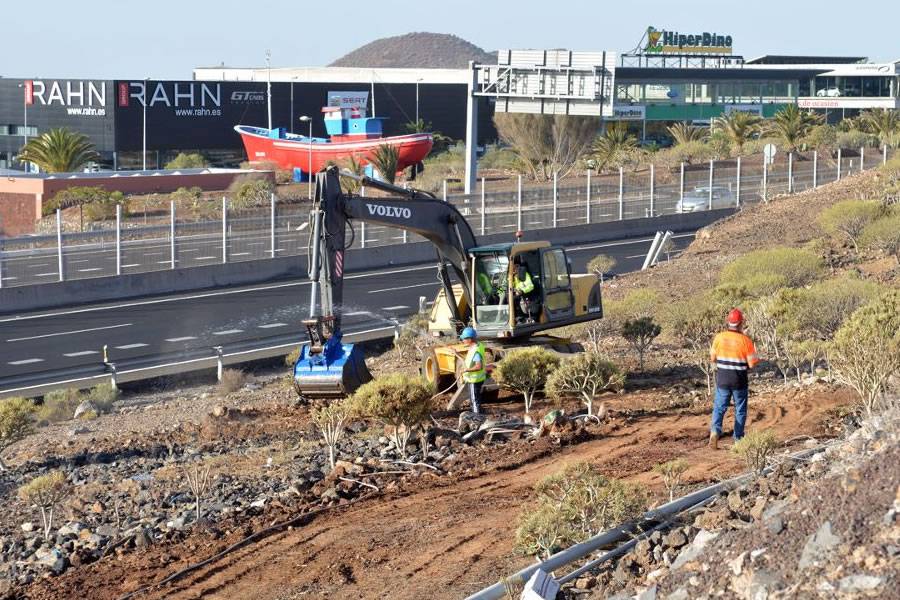 Construction of 3rd lane of motorway in south Tenerife starts today