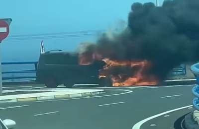 VIDEO: Car fire disrupts traffic on the TF-1 motorway in southern Tenerife 