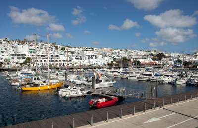 Man dies after accident with a speed boat in a port in the Canary Islands